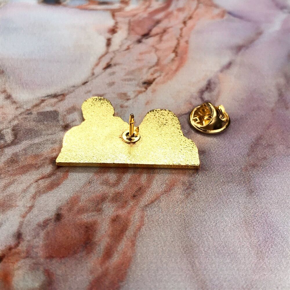 Emmett Cullen and Rosalie Hale Twilight Outline Enamel Pin - Picture 3 of 5
